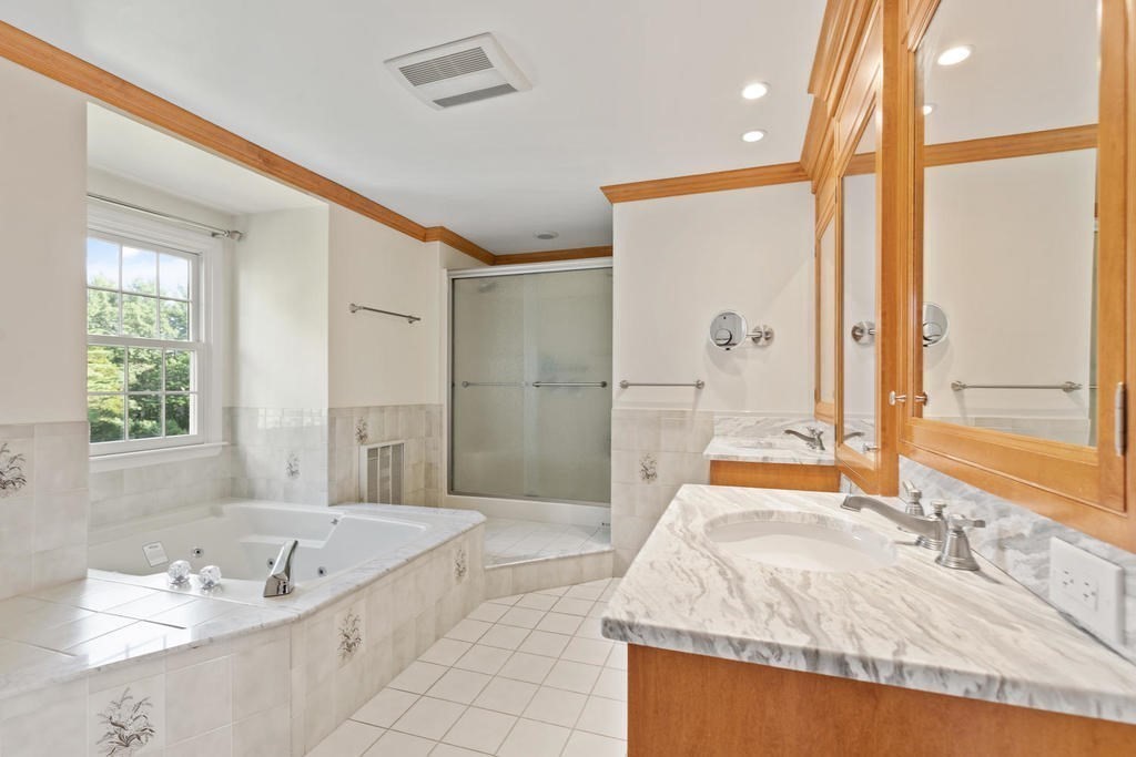 16 Fox Run Road Dover, MA 02030 - Photo 20 of 36 Gallery Image 20