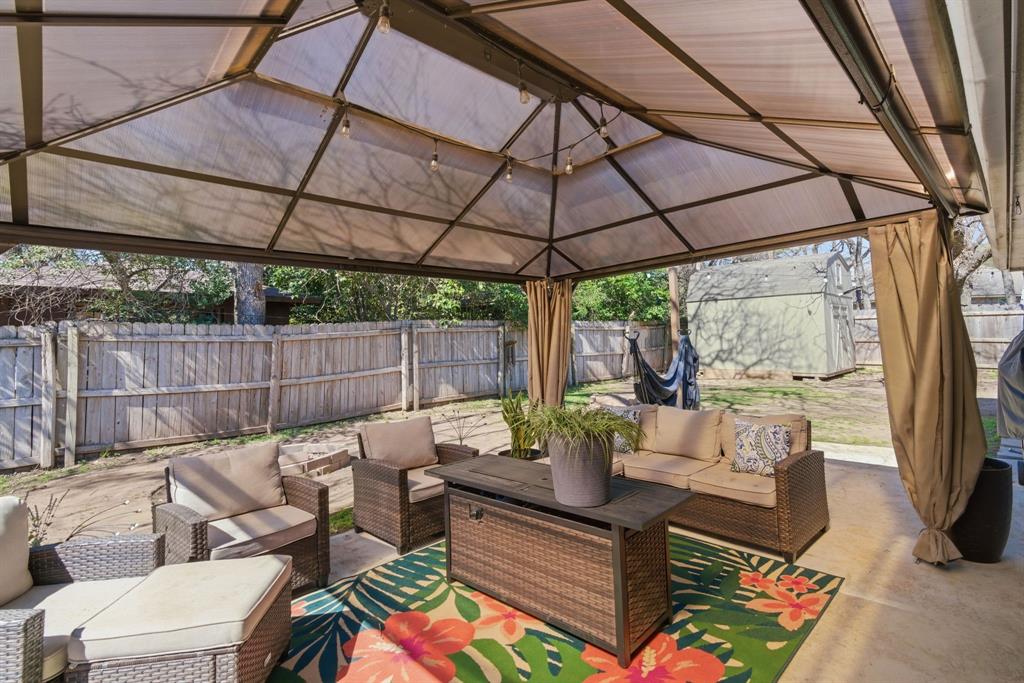 945 Lakeridge Drive Azle, TX 76020 - Photo 28 of 40 a view of outdoor space yard and patio