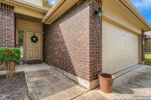 a view of entrance door of the house
