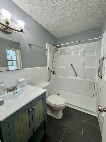 $1,400 | 2311 Pontiac Drive, Tallahassee, FL 32301