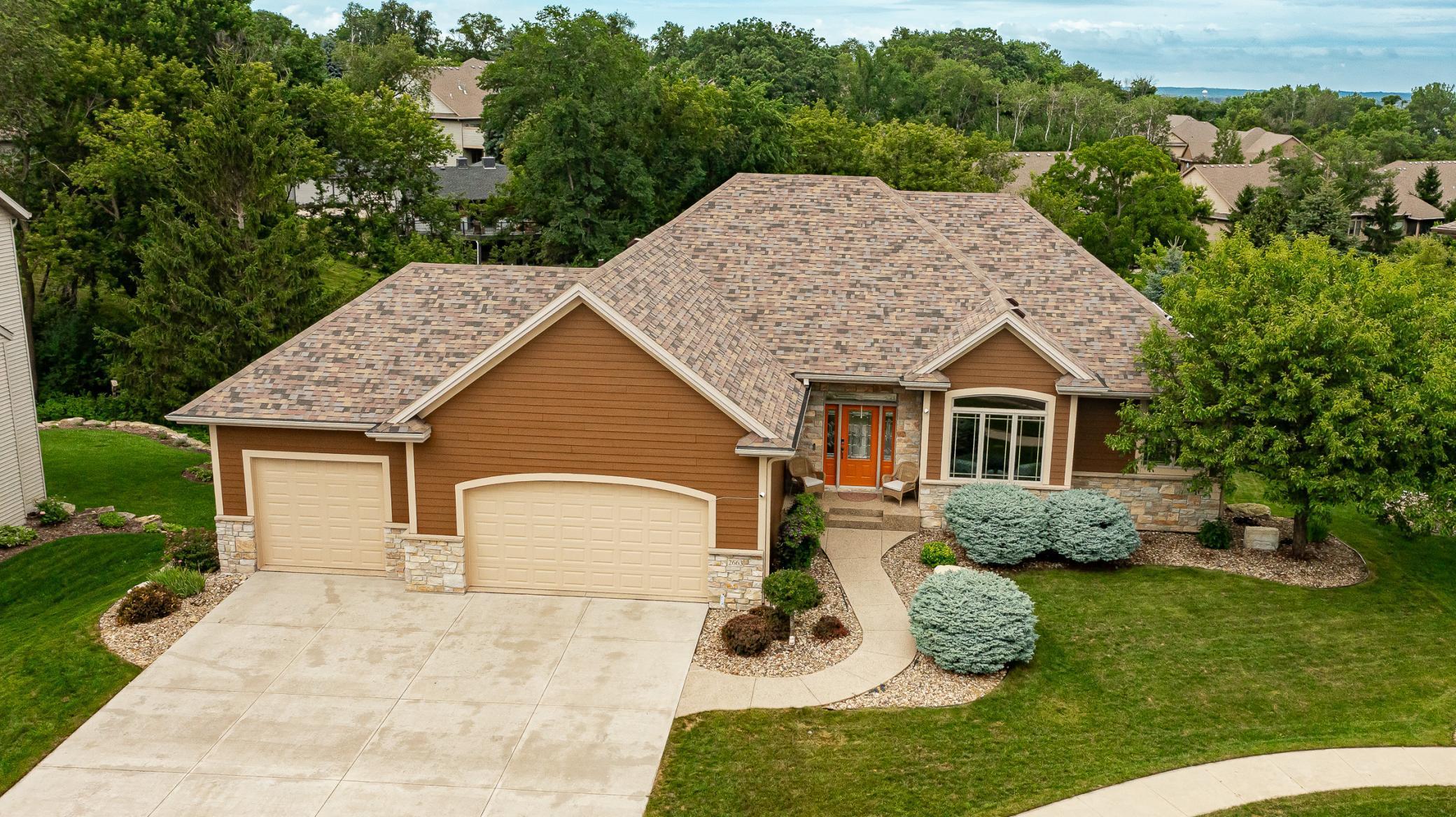 2663 Braeburn Lane Southwest Rochester, MN 55902 - Photo 2 of 54