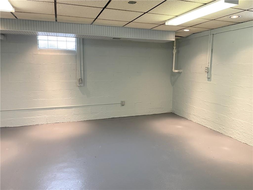 1658 Pulaski Road New Castle, PA 16105 - Photo 10 of 21 a view of a room with window and pillar in it