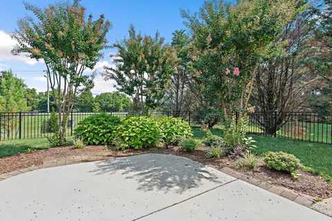 $849,999 | 2001 Barclay Lane, Franklin, TN 37064