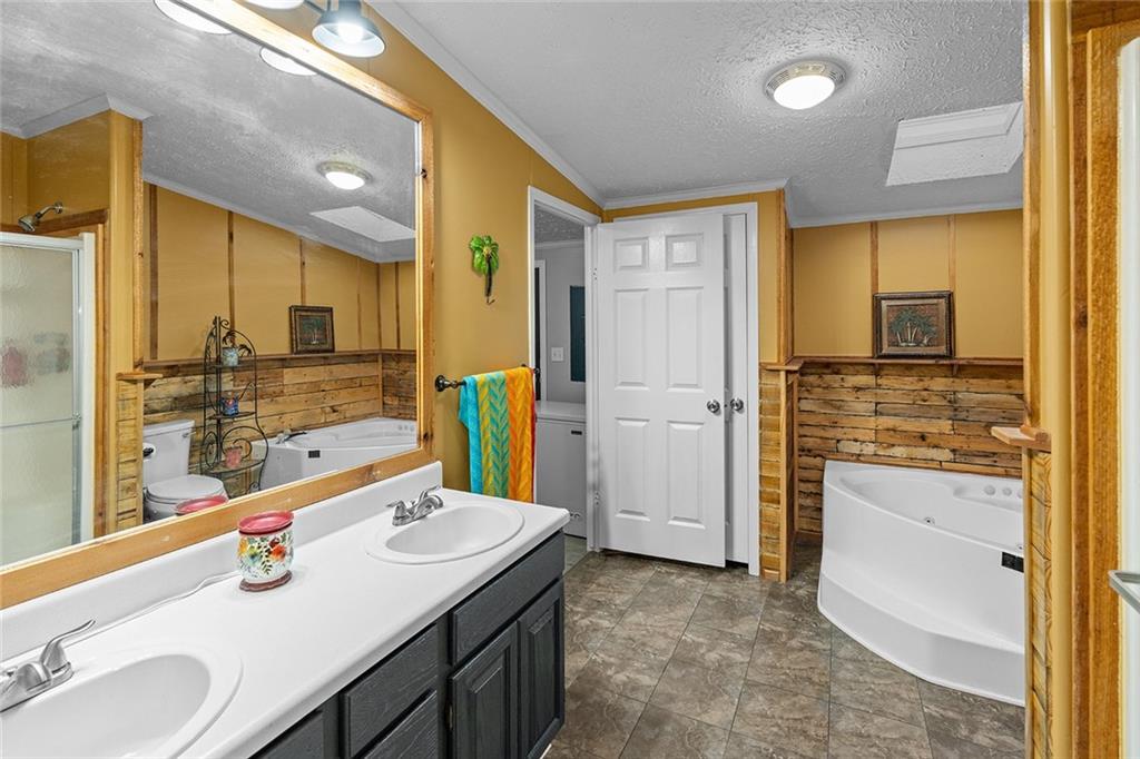 24761 Willow Branch Road Flemington, MO 65650 - Photo 14 of 45