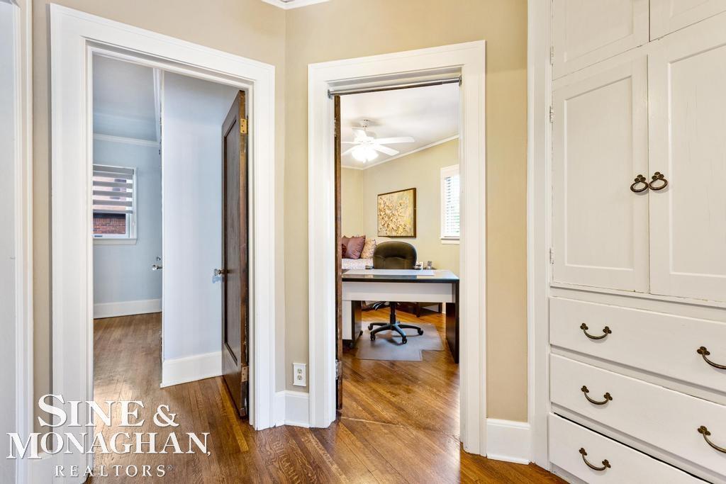 1244 Bishop Road Grosse Pointe, MI 48230 - Photo 25 of 49 50110674-24.JPG