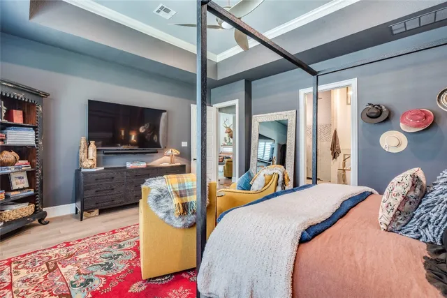 $1,990,000 | 109 Bisset Court, Austin, TX 78738