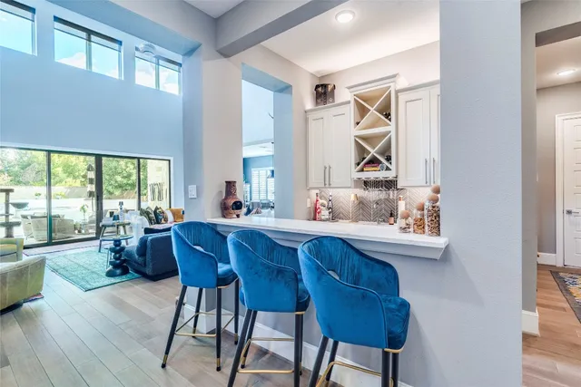 $1,990,000 | 109 Bisset Court, Austin, TX 78738