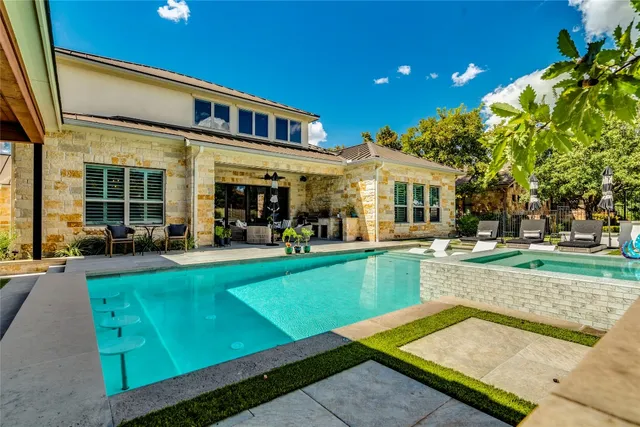 $1,990,000 | 109 Bisset Court, Austin, TX 78738