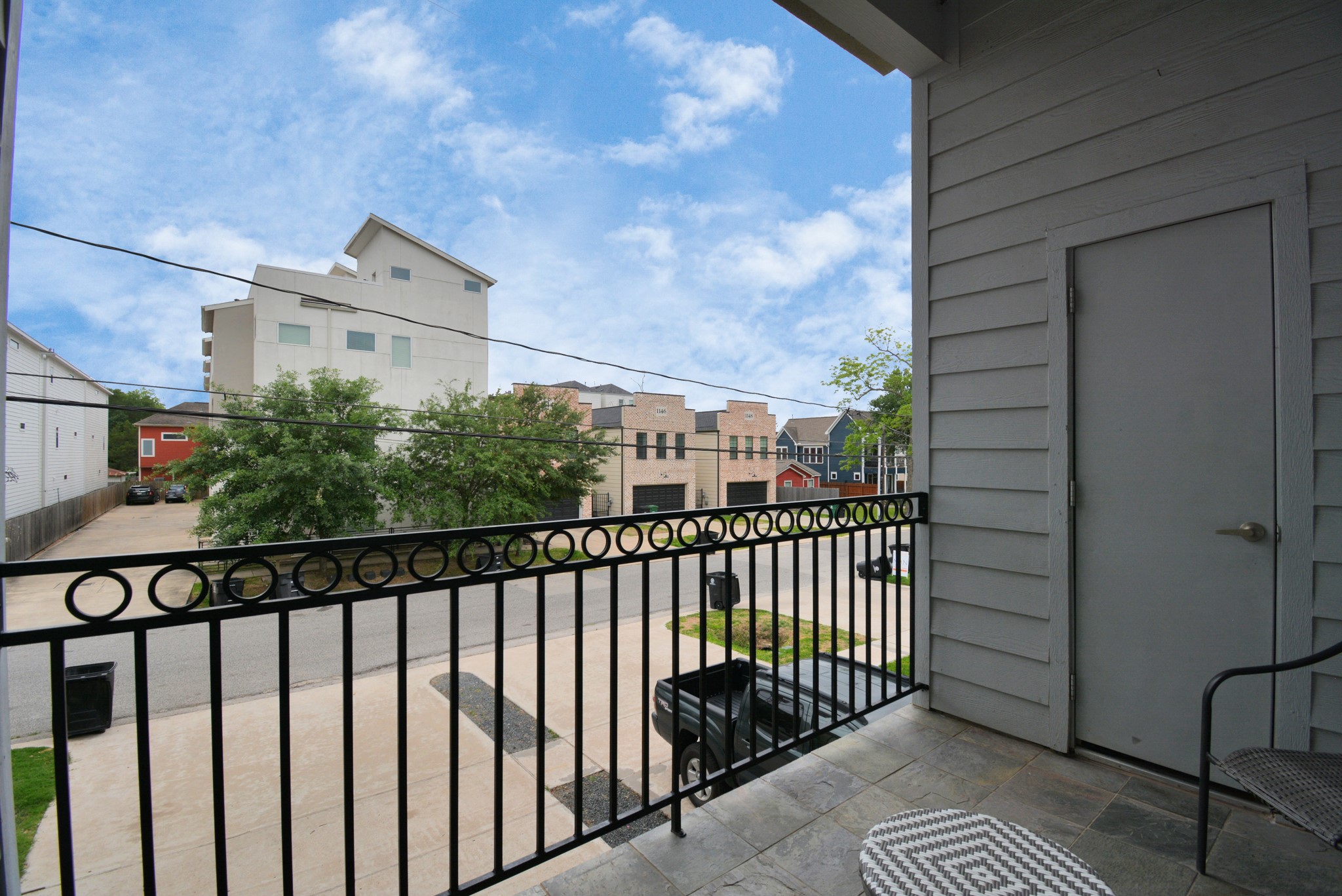 1137 West 24th Street, Unit A Houston, TX 77008 - Photo 38 of 40 a view of city from balcony