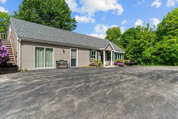 $775,000 | 2 Brown Road, Windham, NH 03087