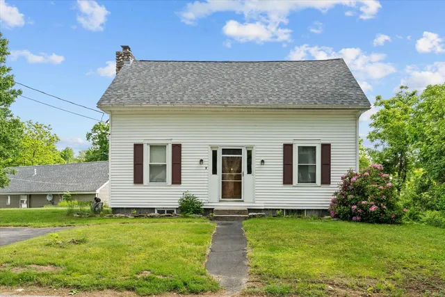 $775,000 | 2 Brown Road, Windham, NH 03087