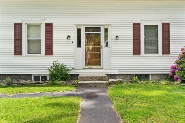 $775,000 | 2 Brown Road, Windham, NH 03087