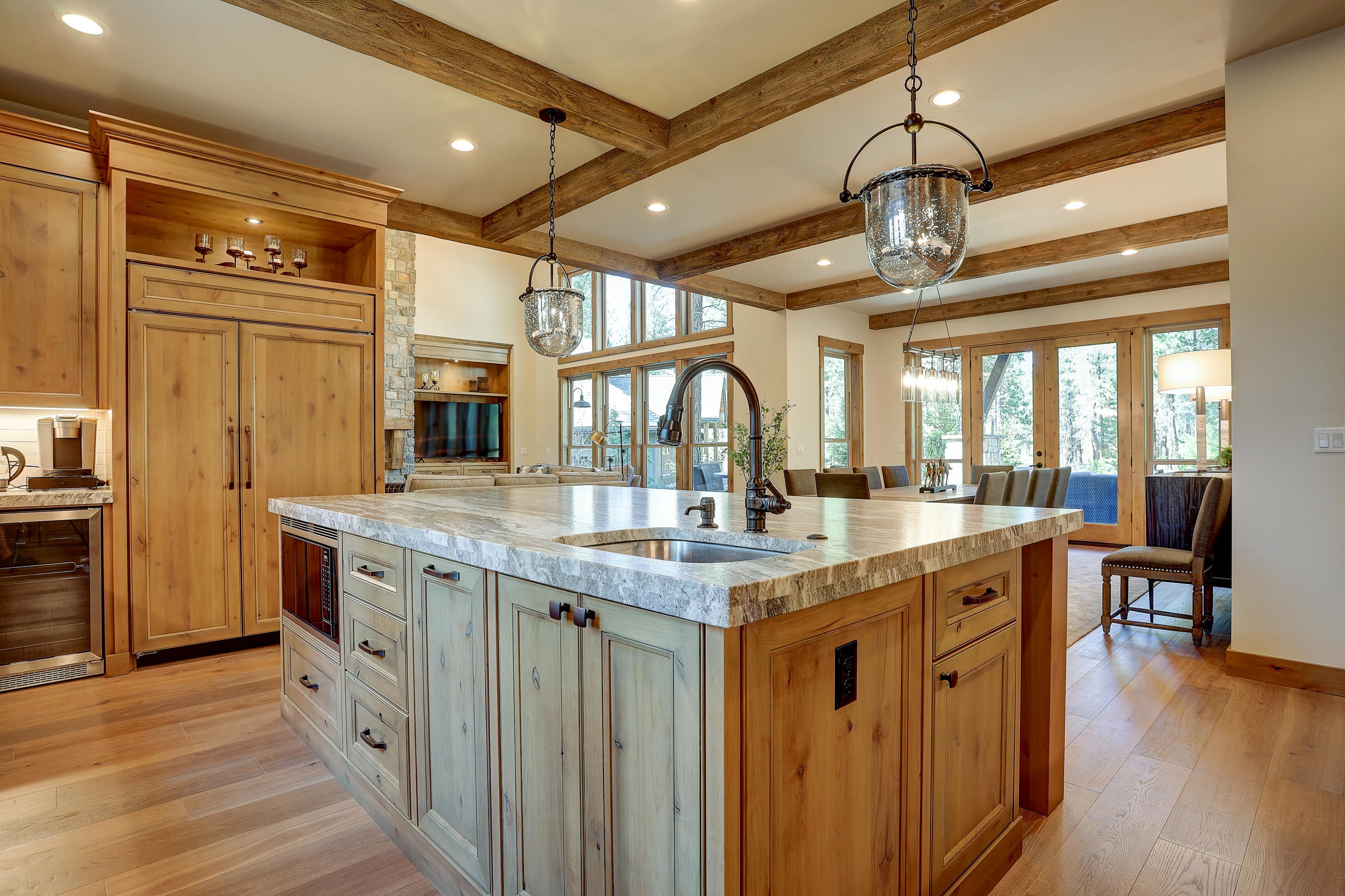 56248 Sable Rock Loop Bend, OR 97707 - Photo 36 of 87 Kitchen