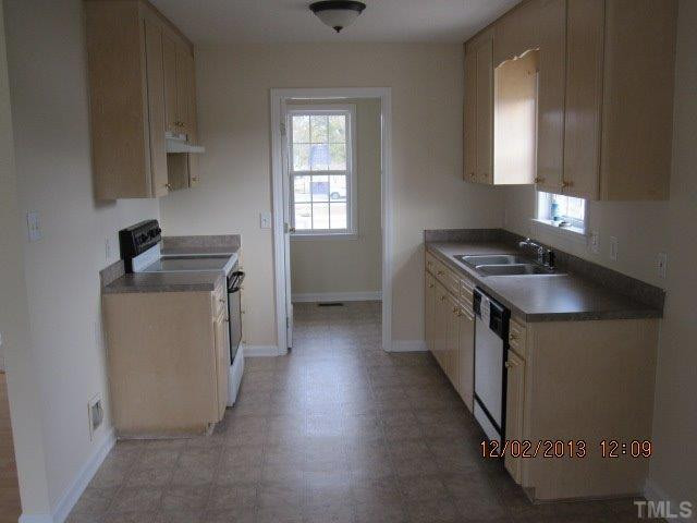 655 Rock Pillar Road Clayton, NC 27520 - Photo 2 of 8 Photo 2