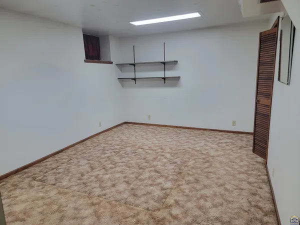 $249,000 | 719 State Street, Emporia, KS 66801