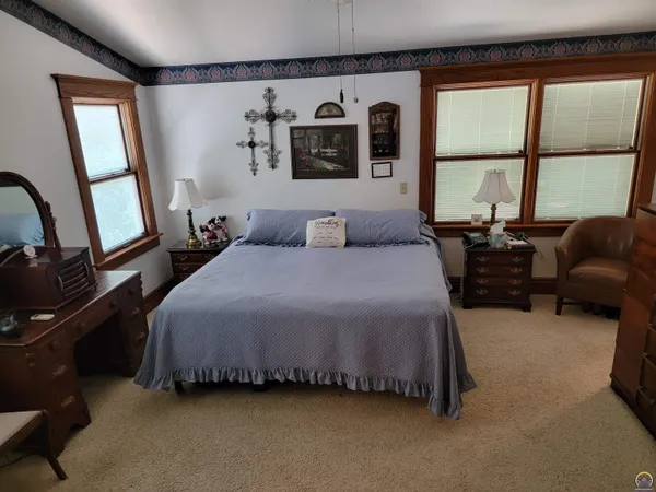 $249,000 | 719 State Street, Emporia, KS 66801