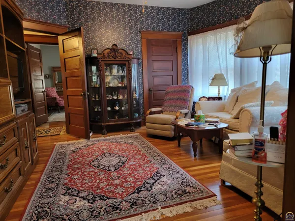 $249,000 | 719 State Street, Emporia, KS 66801