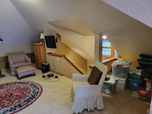 $249,000 | 719 State Street, Emporia, KS 66801