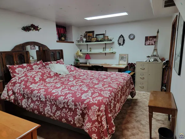 $249,000 | 719 State Street, Emporia, KS 66801