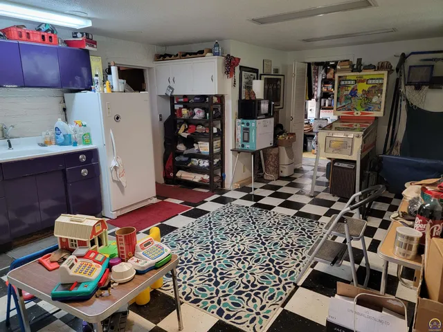 $275,000 | 719 State Street, Emporia, KS 66801