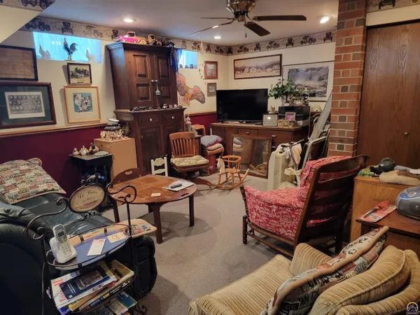 $249,000 | 719 State Street, Emporia, KS 66801