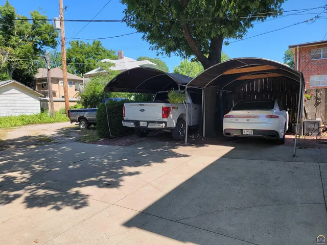 $275,000 | 719 State Street, Emporia, KS 66801