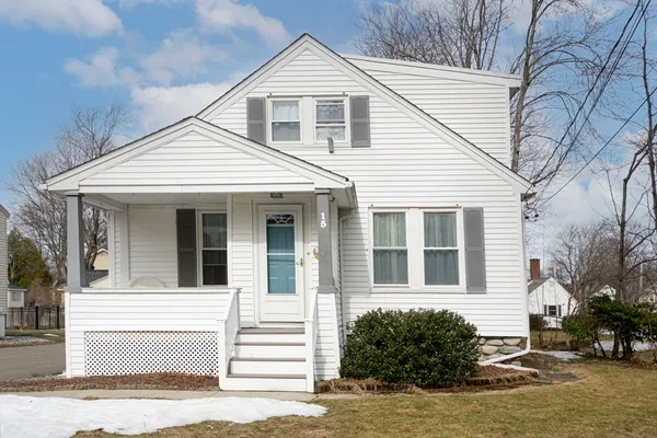 $518,000 | 15 Monroe Street, Shrewsbury, MA 01545