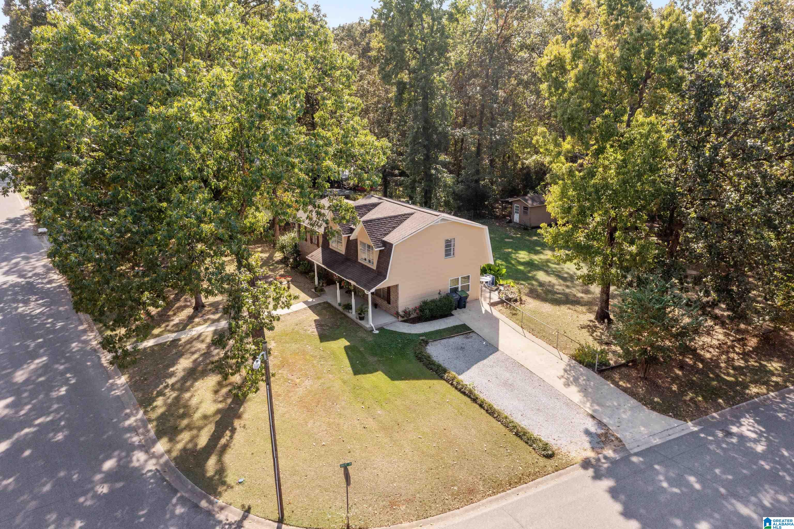 299 Fran Drive Alabaster, AL 35007 - Photo 5 of 40