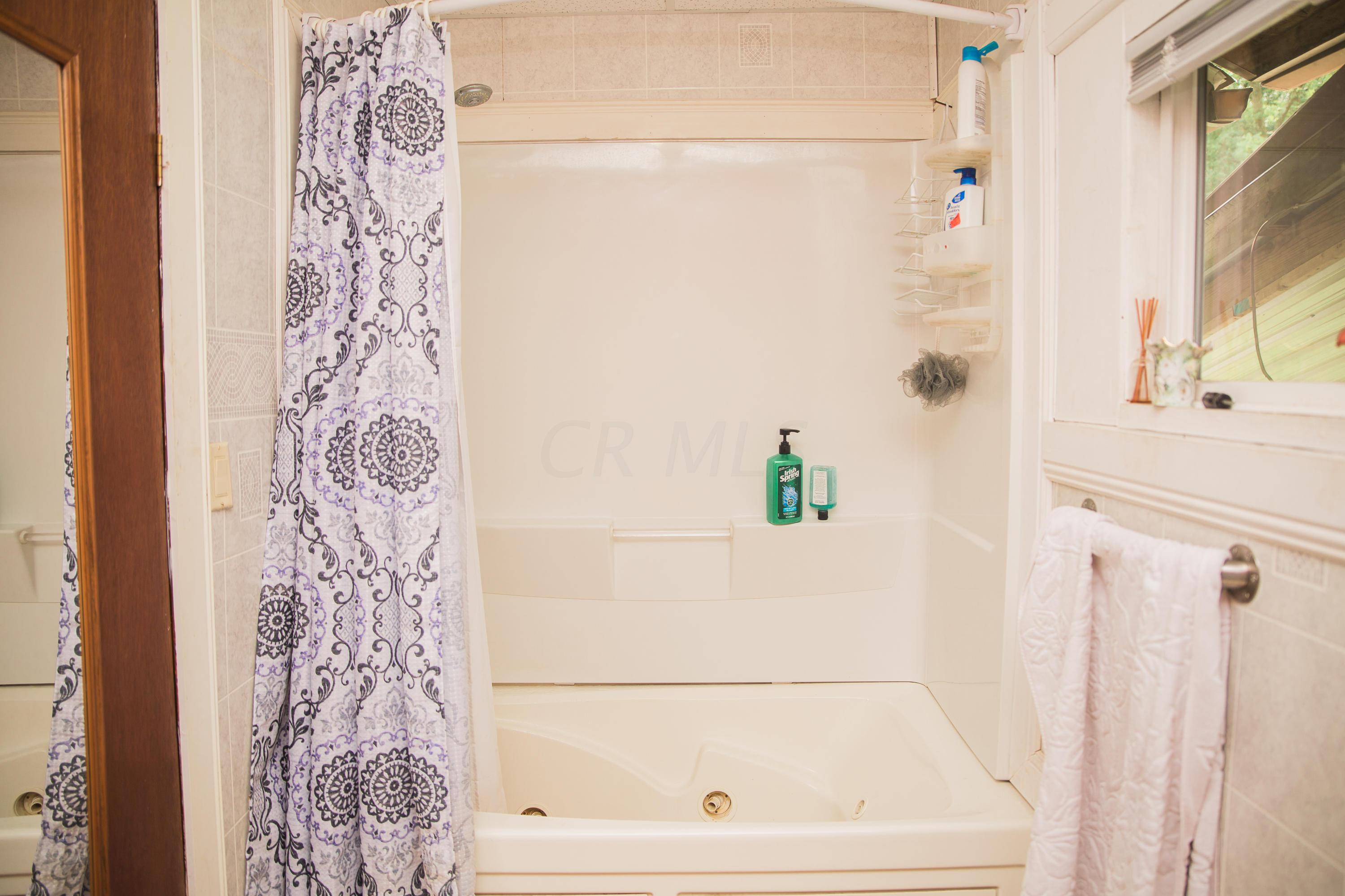 42841 Harris Road Nelsonville, OH 45764 - Photo 42 of 65 Gallery Image 42