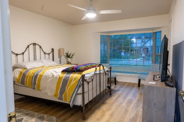 $349,999 | 5711 Olympia Fields Lane, Houston, TX 77069