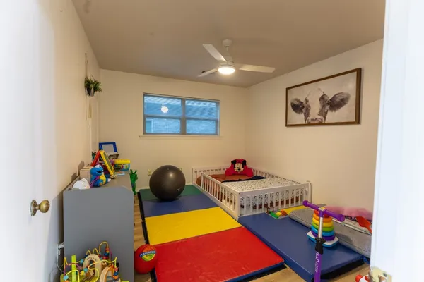 $349,999 | 5711 Olympia Fields Lane, Houston, TX 77069