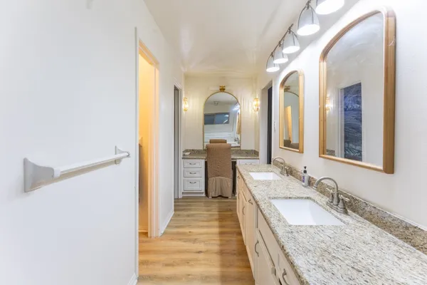 $349,999 | 5711 Olympia Fields Lane, Houston, TX 77069