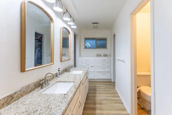 $349,999 | 5711 Olympia Fields Lane, Houston, TX 77069