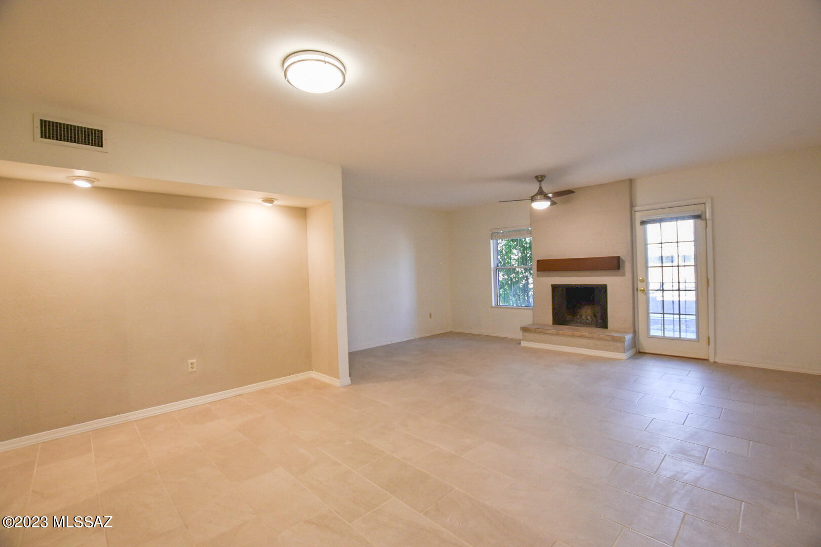 3750 North Country Club Road, Unit 5 Tucson, AZ 85716 - Photo 4 of 26 Gallery Image 4