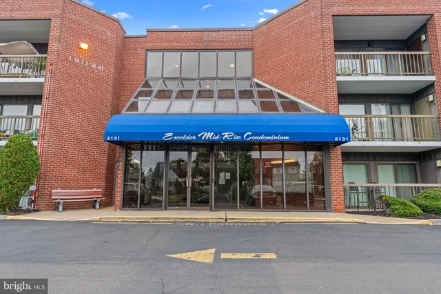$219,500 | 2131 Welsh Road, Unit 208, Philadelphia, PA 19115