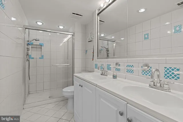 $219,500 | 2131 Welsh Road, Unit 208, Philadelphia, PA 19115