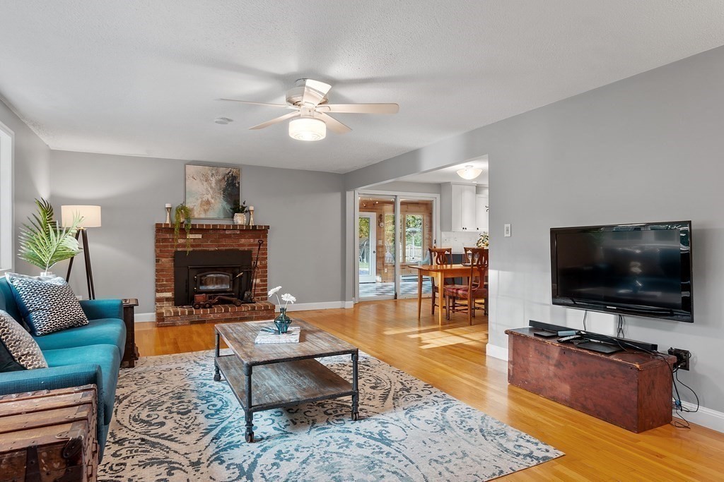 16 Exeter Way Andover, MA 01810 - Photo 18 of 42 Gallery Image 18