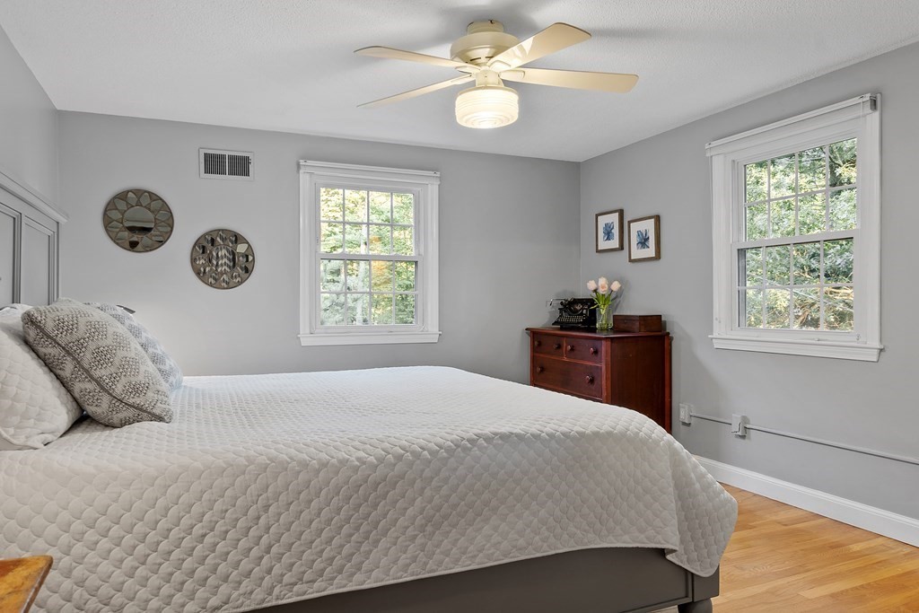 16 Exeter Way Andover, MA 01810 - Photo 24 of 42 Gallery Image 24