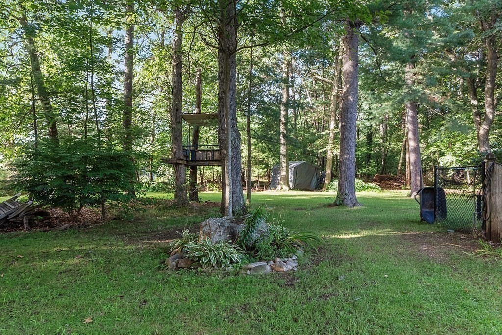 16 Exeter Way Andover, MA 01810 - Photo 41 of 42 Gallery Image 41