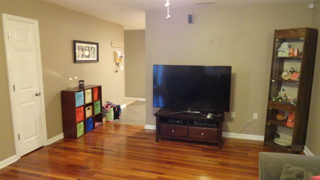 113 Springview Drive Anderson, SC 29625 - Photo 8 of 28 Gallery Image 8