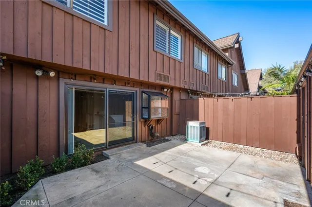 $3,900 | 1507 Dalmatia Drive, San Pedro, CA 90732