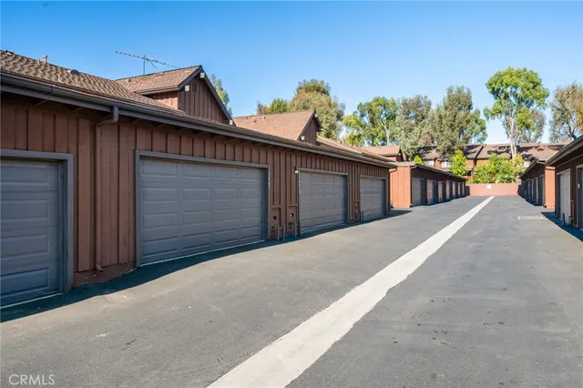 $3,900 | 1507 Dalmatia Drive, San Pedro, CA 90732