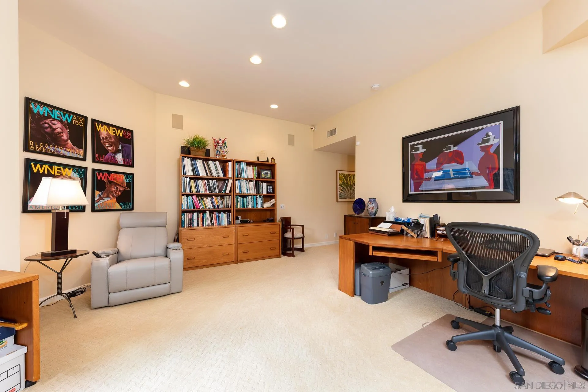 13748 Pine Needles Drive Del Mar, CA 92014 - Photo 32 of 49 a view of a livingroom with workspace and a couch