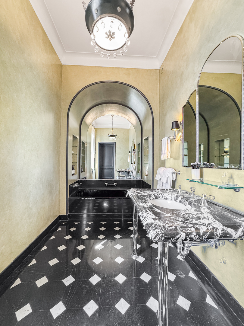 1260 North Astor Street, Unit 7 Chicago, IL 60610 - Photo 38 of 56