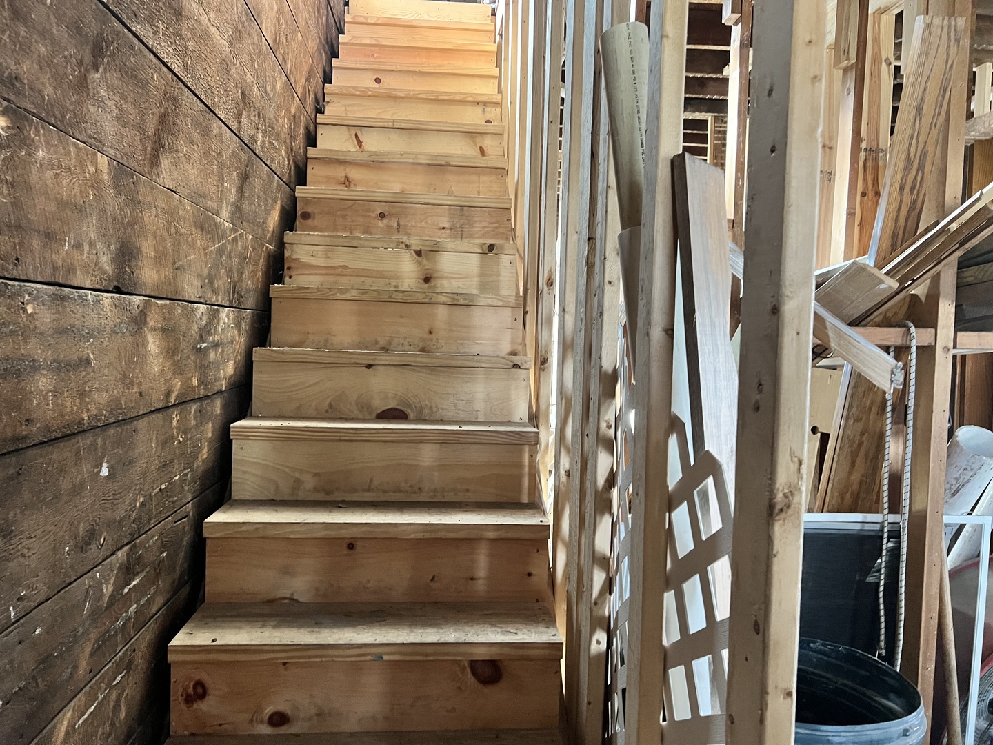 819 Bell Street Bloomington, IL 61701 - Photo 9 of 14 a view of entryway