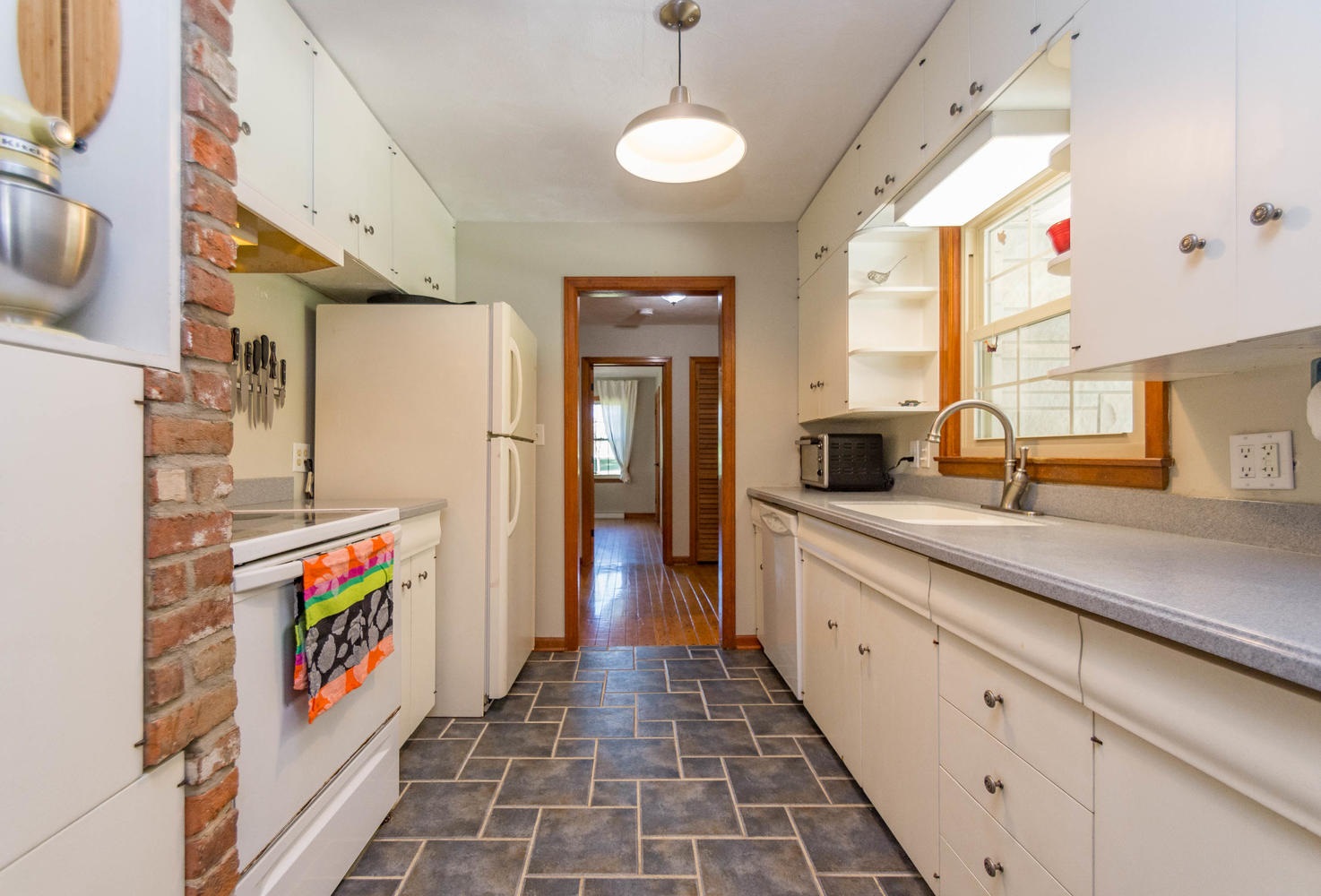5616 East Kings Road Bloomington, IN 47408 - Photo 12 of 32 Gallery Image 12