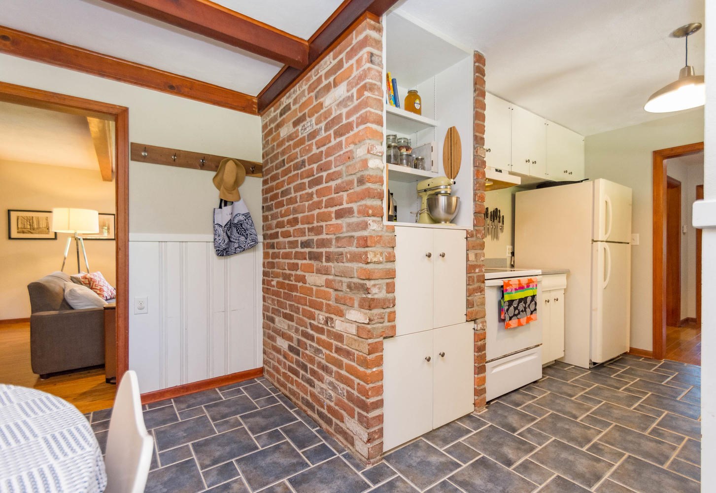 5616 East Kings Road Bloomington, IN 47408 - Photo 13 of 32 Gallery Image 13