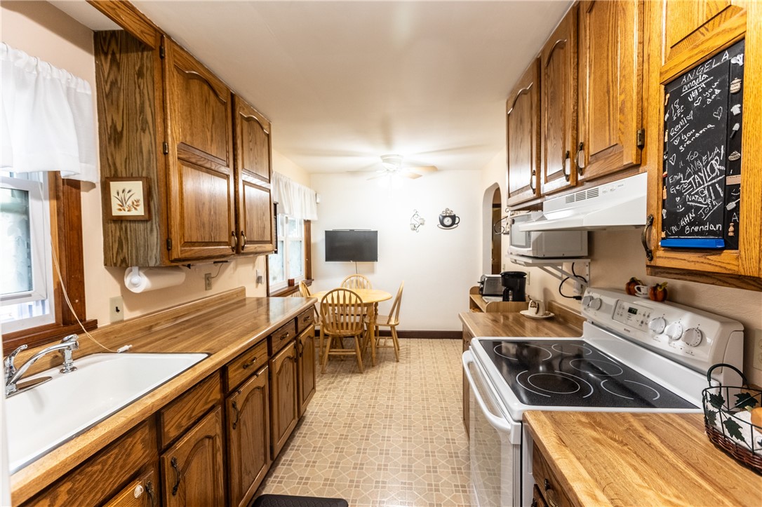 88 Colebourne Road Rochester, NY 14609 - Photo 12 of 49