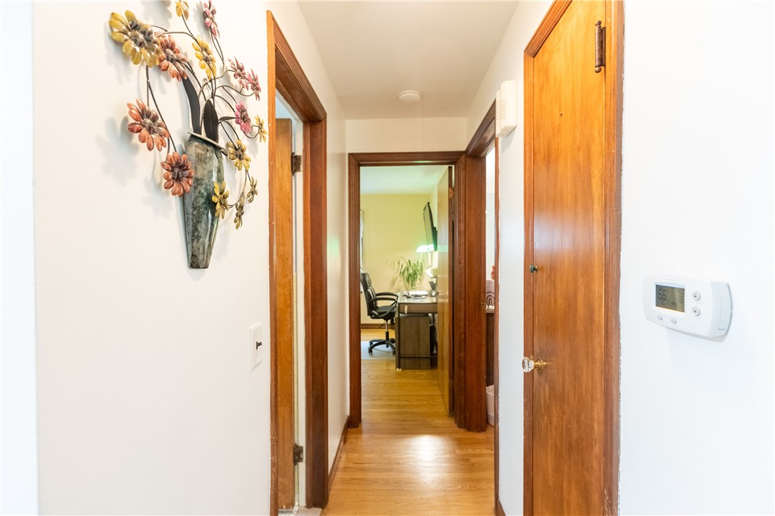 88 Colebourne Road Rochester, NY 14609 - Photo 15 of 49