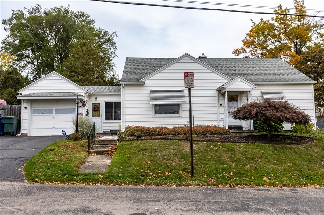 88 Colebourne Road Rochester, NY 14609 - Photo 2 of 49